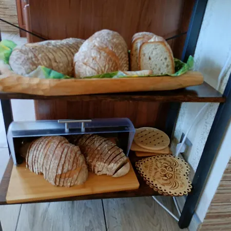 Udany Obok Gondoli Bed & Breakfast