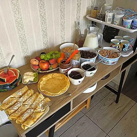 Udany Obok Gondoli Couette-café 3*